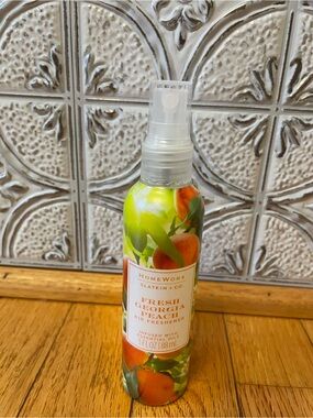HomeWorx Fresh Georgia Peach Air Freshener Spray - Peach (Green/Orange)